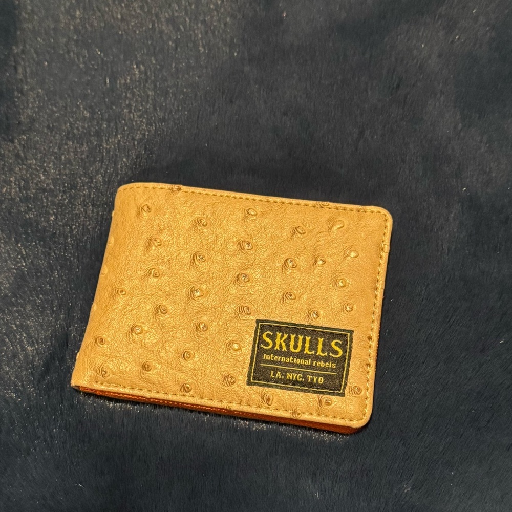 SKULLS Ostrich leather Wallet.
